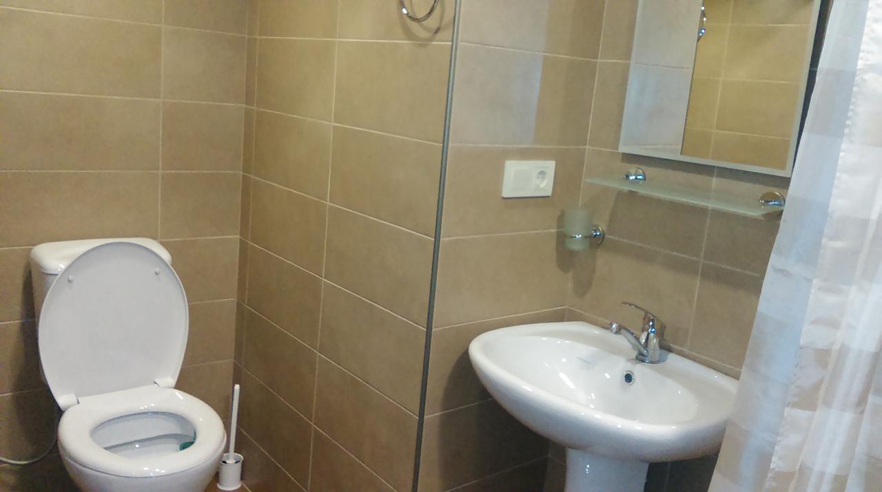 Low Budget Room With King Size Bed Tbilisi Exterior photo